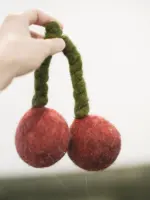 羊毛氈櫻桃